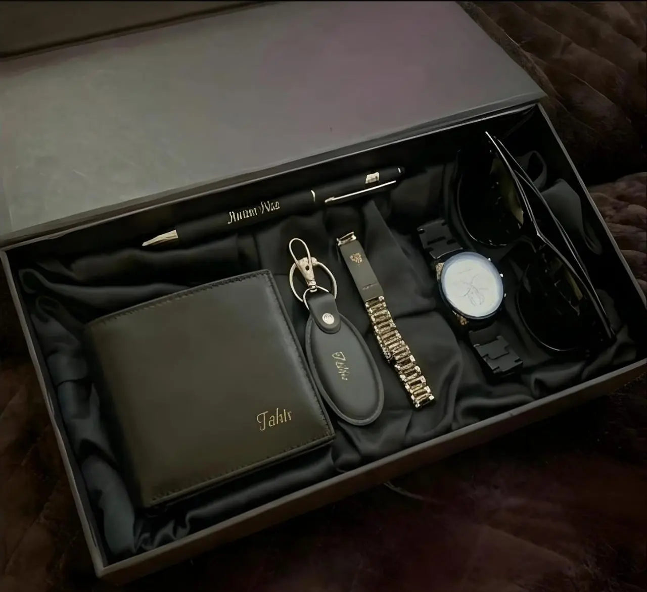 The Heritage Black Set Bespoke Engraved Men’s Essentials Kit