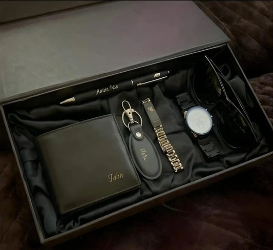 The Heritage Black Set Bespoke Engraved Men’s Essentials Kit